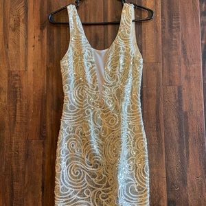 Short Cocktail Dress - White/Gold